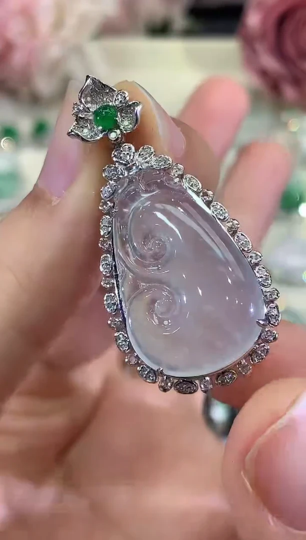 吊坠(不含链)18K金镶嵌翡翠C134