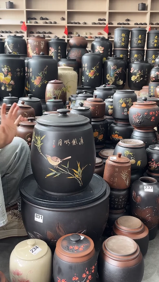 罐瑕疵茶缸高33cm彩填   149