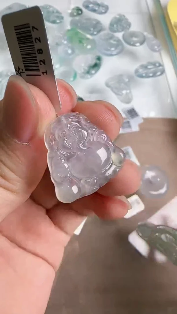 【闪购商品】翡翠吊坠(不含链)未镶嵌..