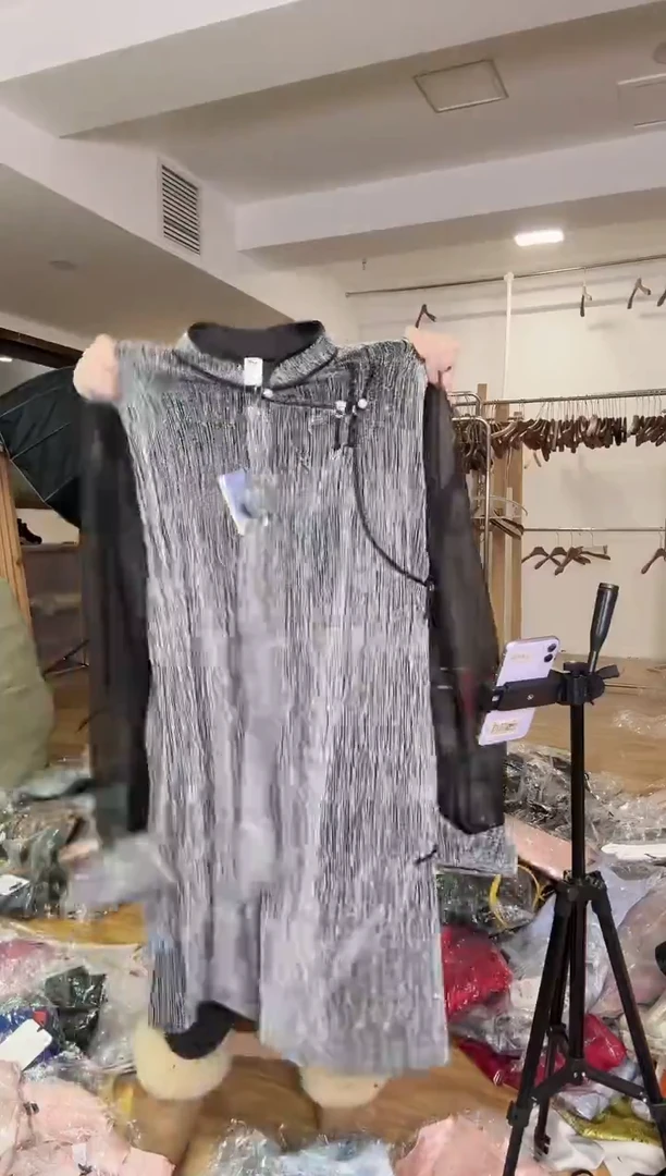 裙子  短   120斤以里