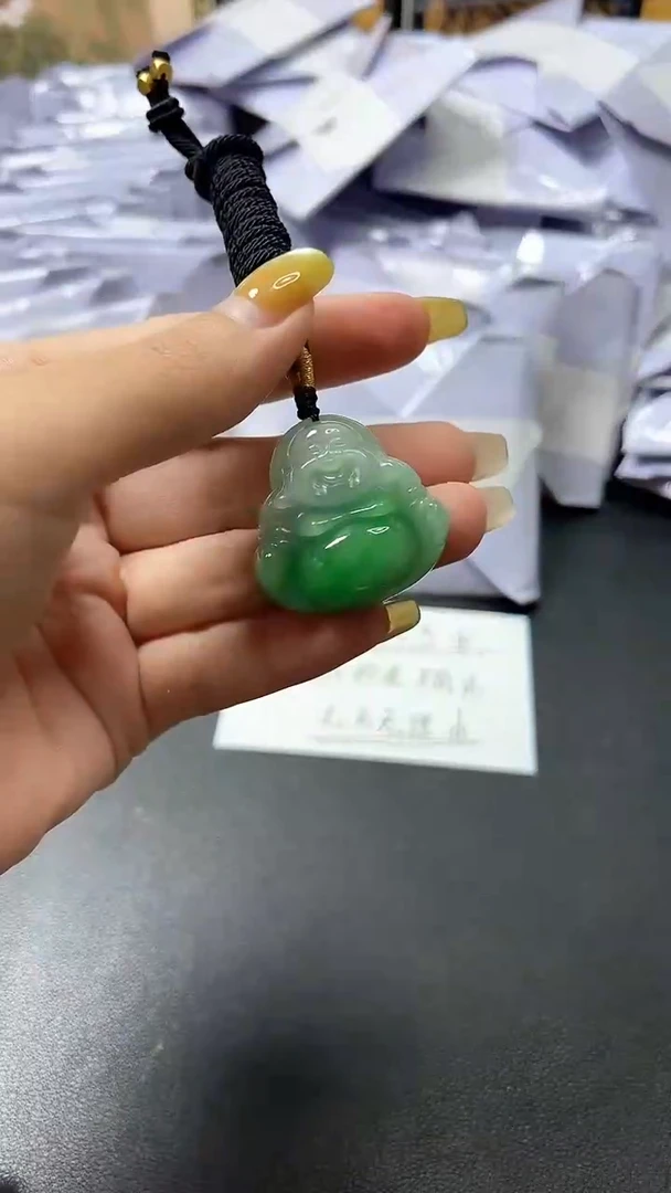 翡翠未镶嵌颈饰时尚女士精品吊坠