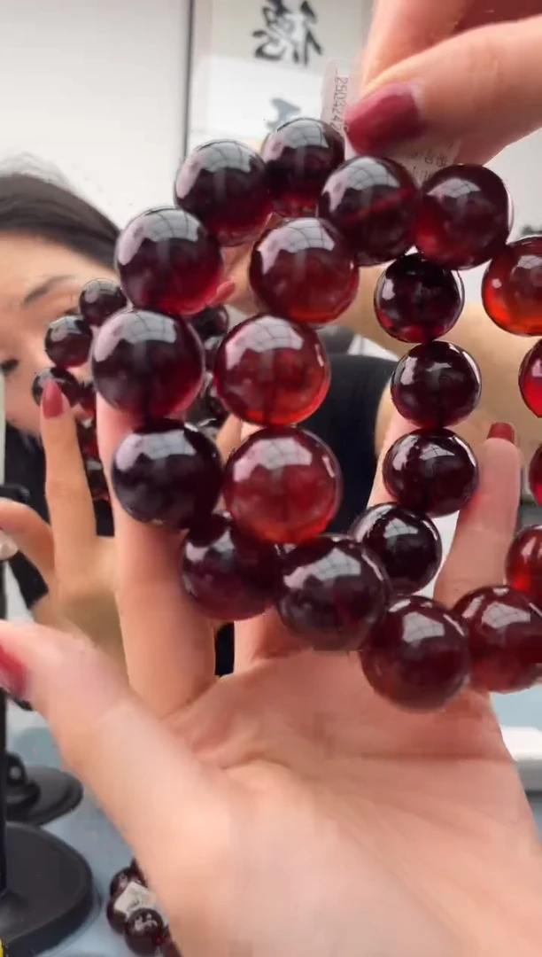 未镶嵌琥珀珠宝奇石假一罚十，063.21多样性发一件