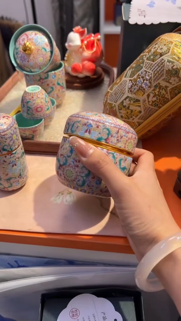 瓷片小乔闪购链接