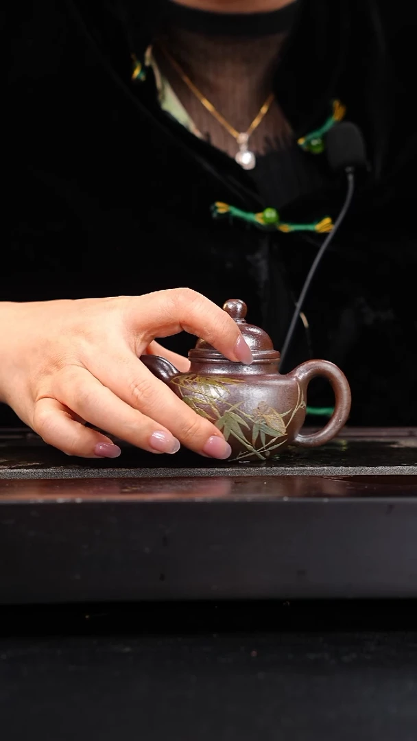 茶壶紫砂黄龙山朱泥掇球柴烧泥绘120cc叶晓敏