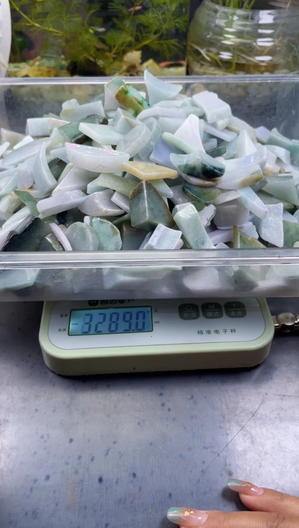 配石翡翠小****航天然翡翠中号6斤小船