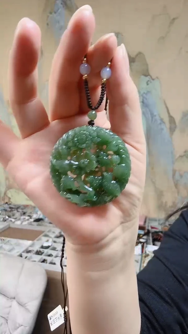 【闪购商品】和田玉颈饰未镶嵌.