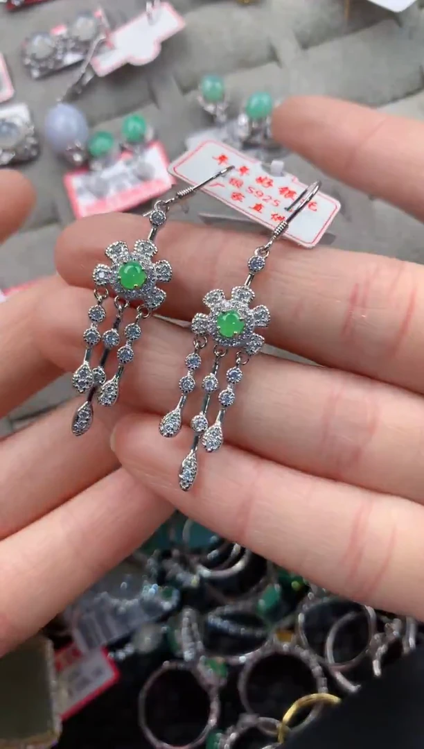 银S925镶嵌戒指翡翠666     9