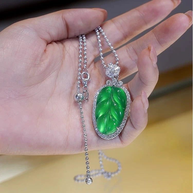 中式国风玛瑙金枝玉叶新款精致百搭树叶吊坠保真绿玉髓玉叶子项链