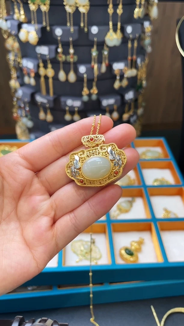 【闪购商品】和田玉吊坠银S925镀金镶嵌吊坠