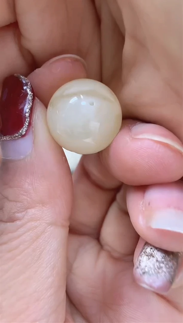 【闪购商品】琥珀裸石未镶嵌珠子