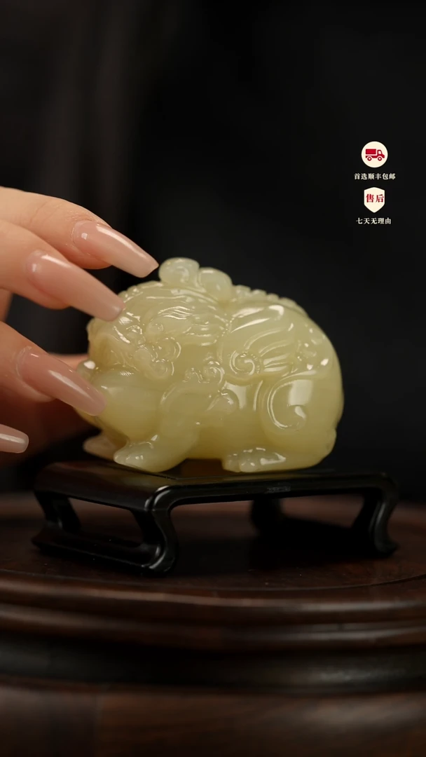 云南石竹叶青雕刻：嘟嘟貔貅摆件茶宠