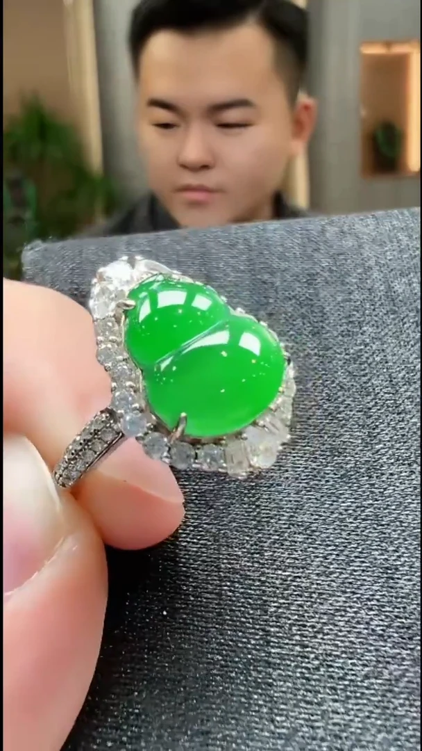 银S925镶嵌戒指翡翠多样性发其一