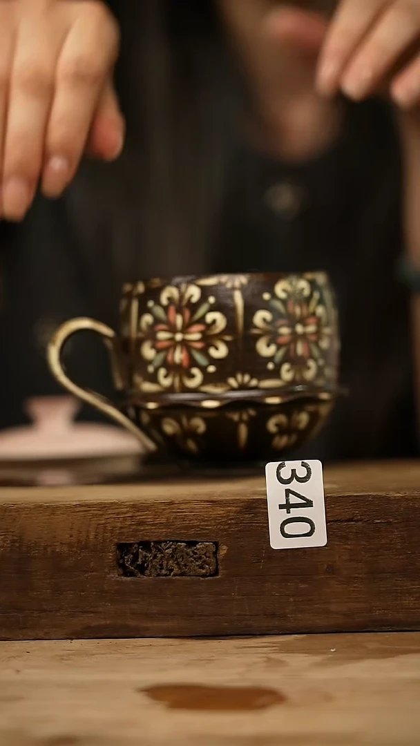 瓷片新品！设计师款手绘/咖啡杯 听歌