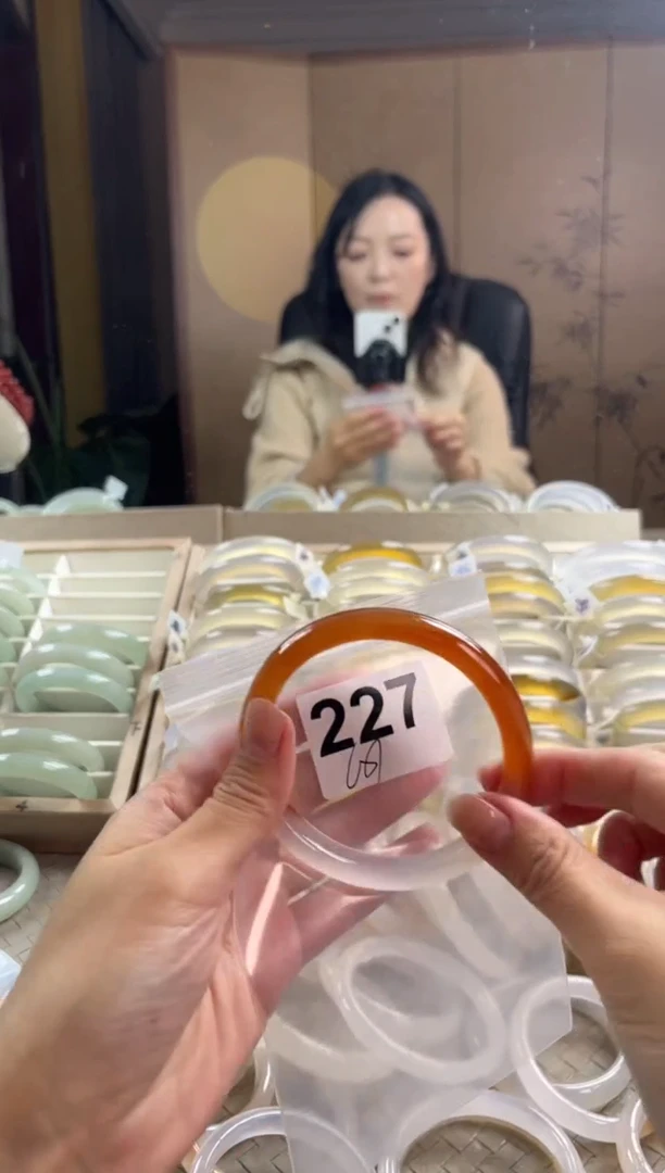 手镯玛瑙/玉髓未镶嵌227