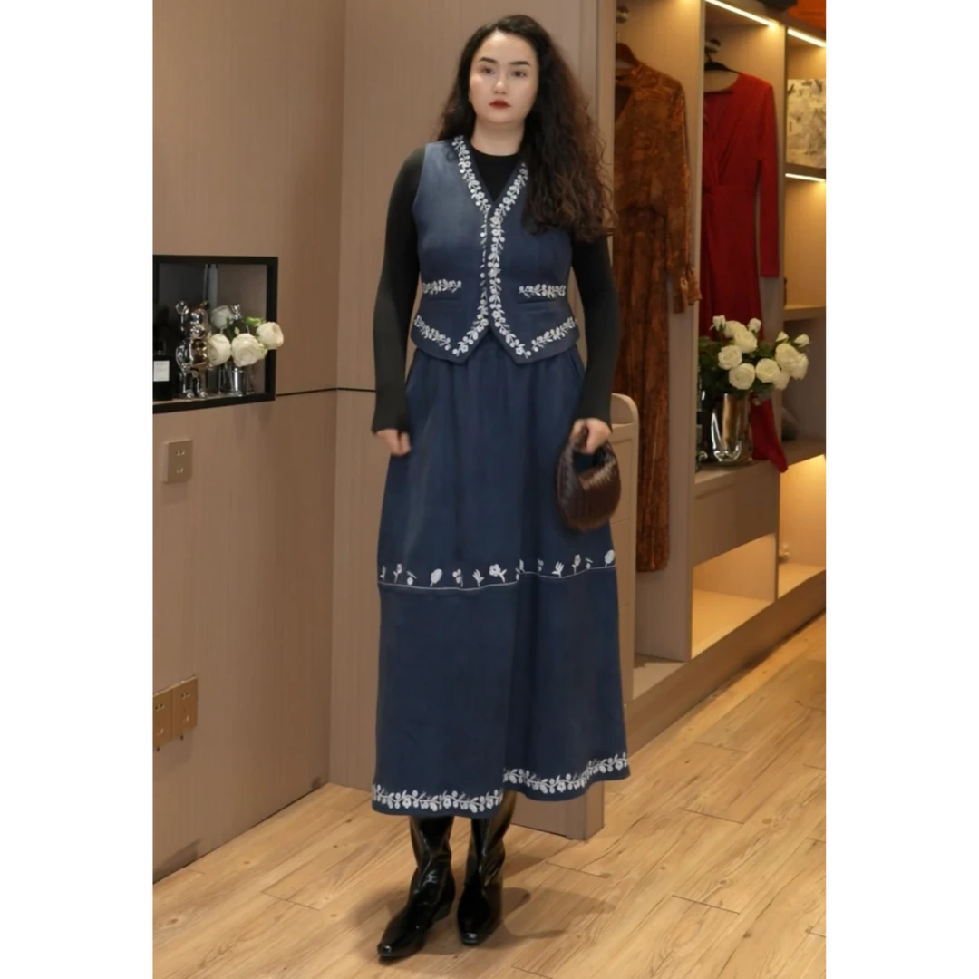 （清货）179款复古重工气质民族风刺绣马甲+半身裙两件套时尚