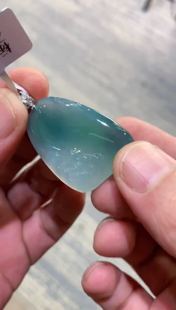 颈饰未镶嵌翡翠天然A货翡翠