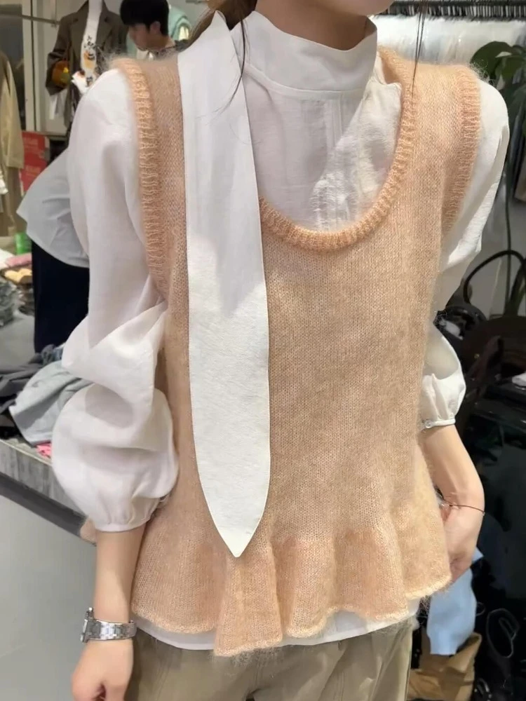 韩系独特超好看穿搭慵懒松弛感洋气白色飘带衬衫针织马甲背心套装