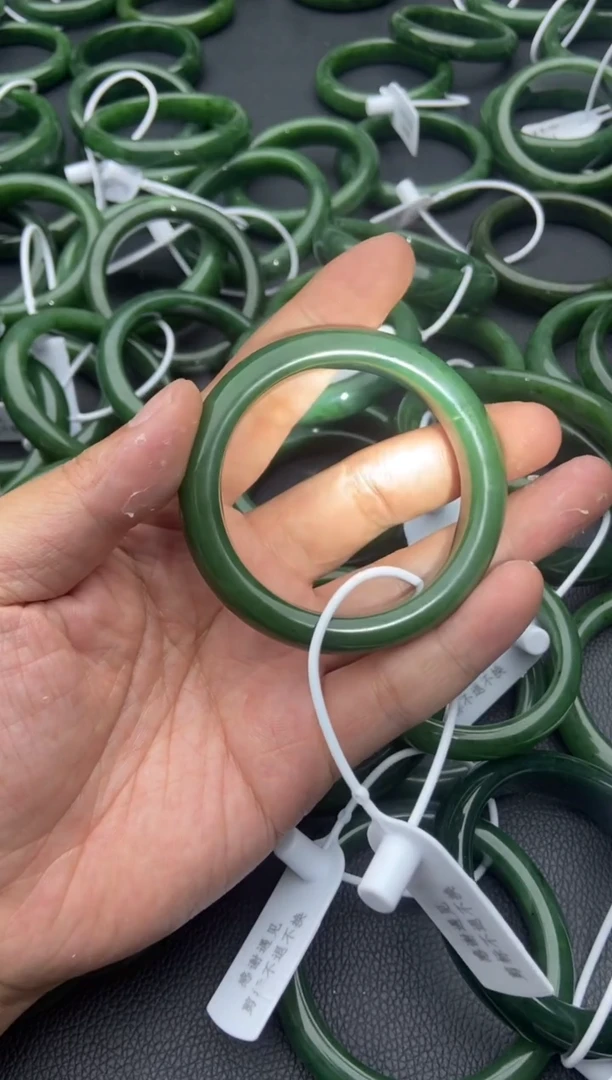 未镶嵌手镯和田玉（碧玉）60-54