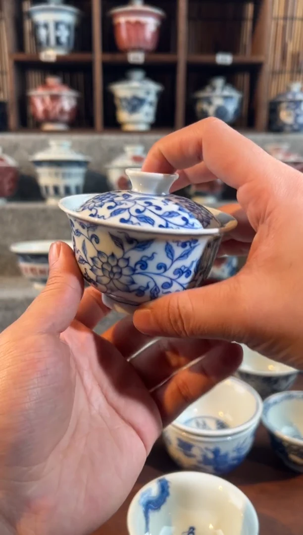 【闪购商品】天禄言瓷缠枝莲盖碗