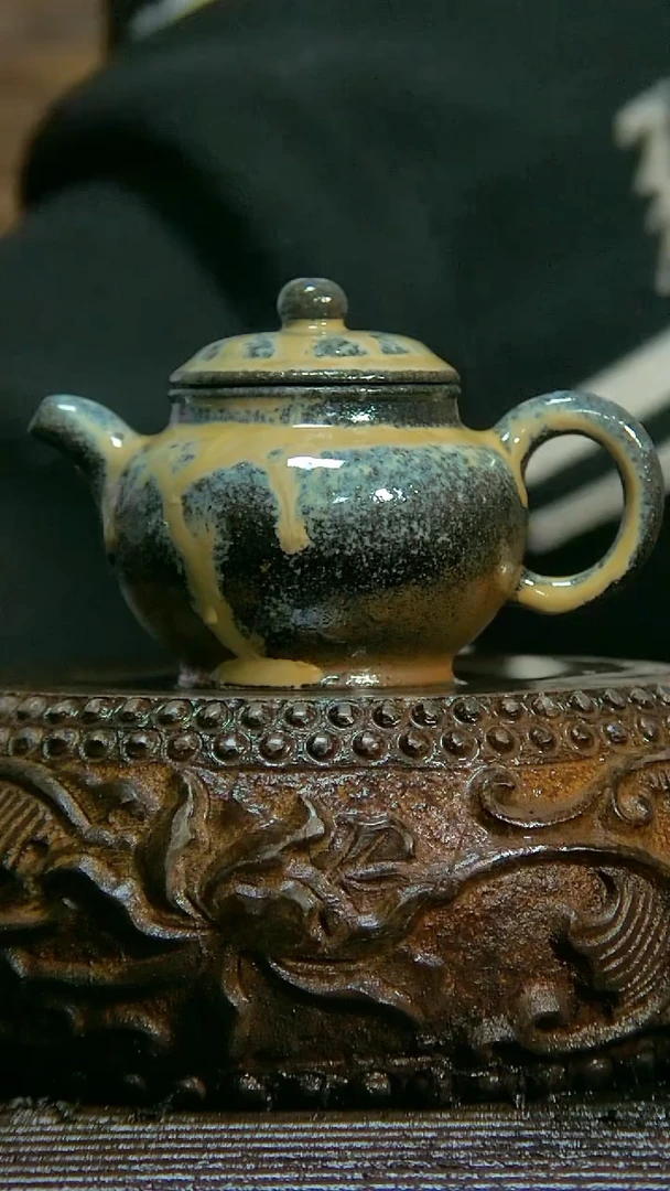 【闪购商品】紫砂茶壶多只 容量180