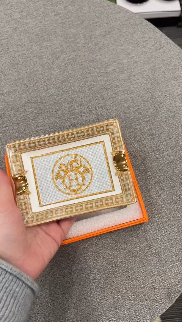 【闪购商品】杯H600------------