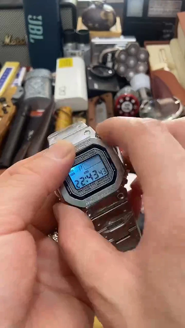 瓷片闪购商品 如图所示