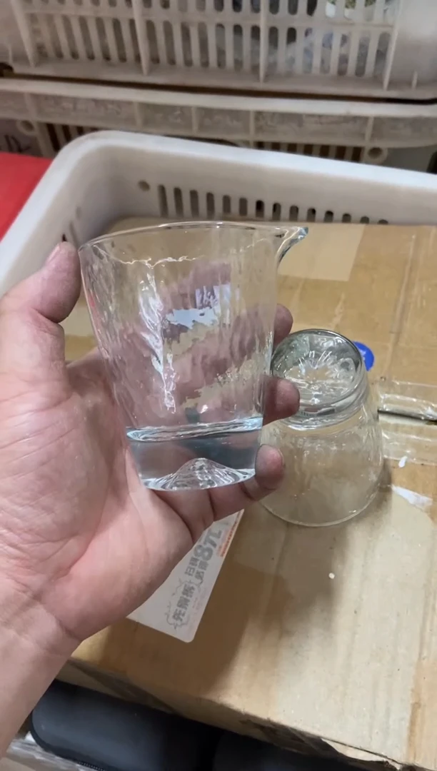 杯无运费险有瑕疵的摄影的产品有使用过的痕迹有点脏介意勿拍