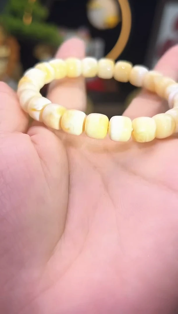 未镶嵌蜜蜡珠宝奇石24号链接