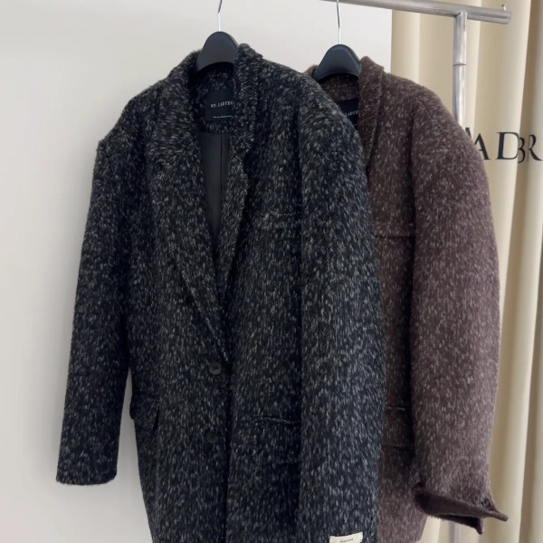 常规翻领女秋冬毛呢外套上衣时尚中长款保暖厚款