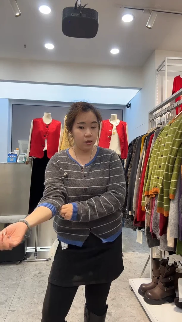 18977南瓜开衫丝羊绒