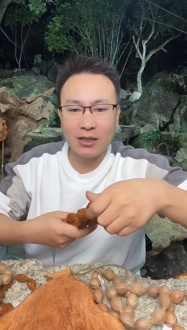 手串橄榄核20梅林红核大脖挂
