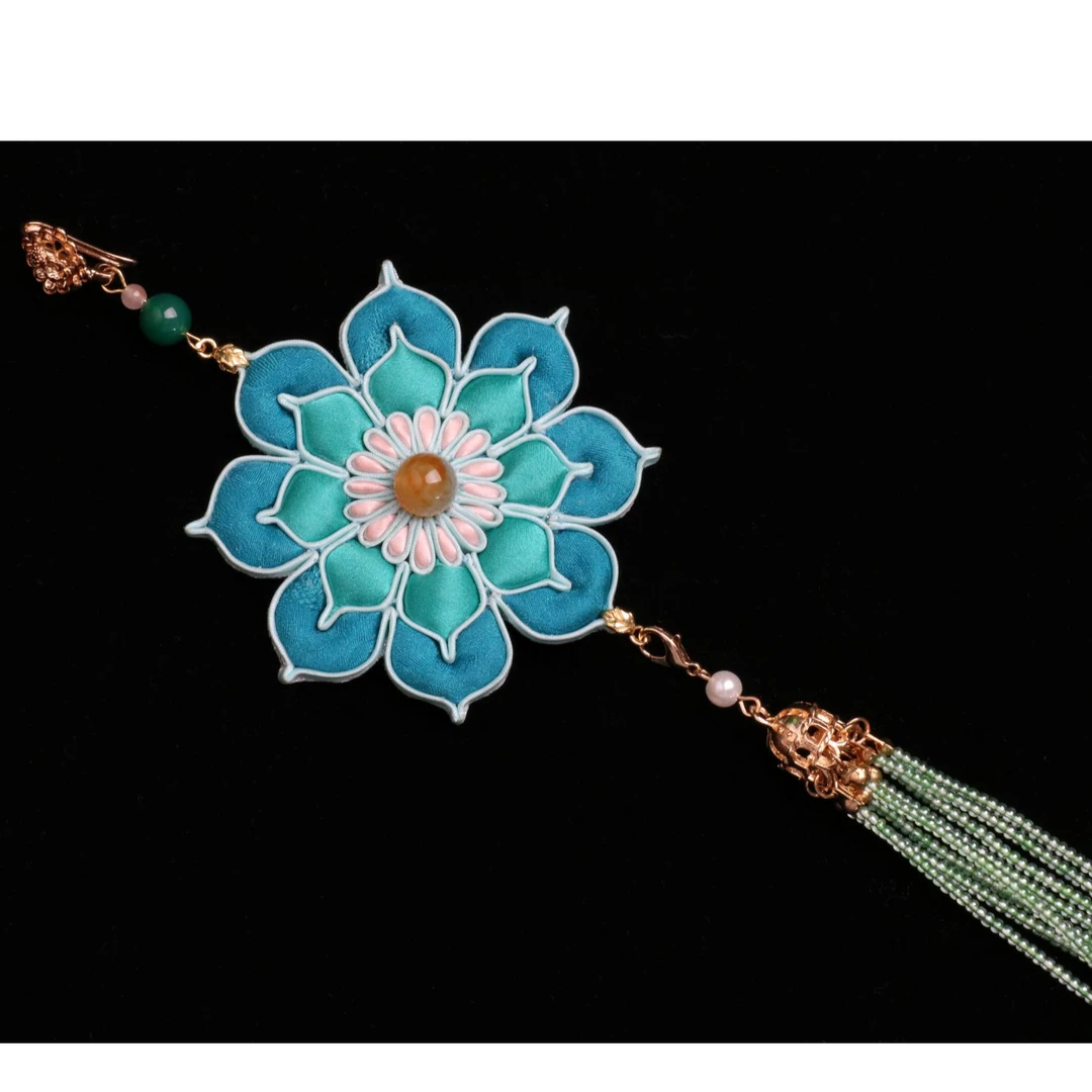 粉黛青绿宝相花 压襟非遗盘扣复古宋锦旗袍配饰古风纯手工