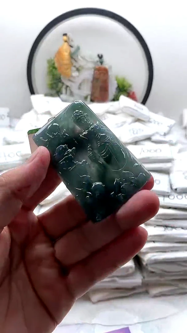 颈饰未镶嵌翡翠文殊