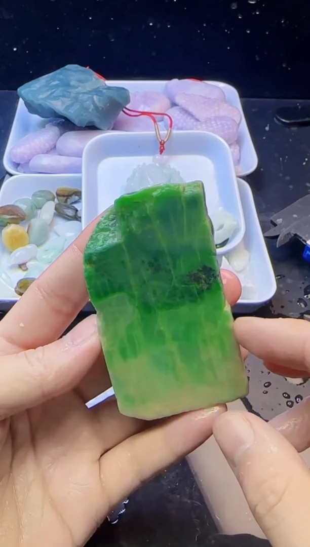 颈饰未镶嵌翡翠你042