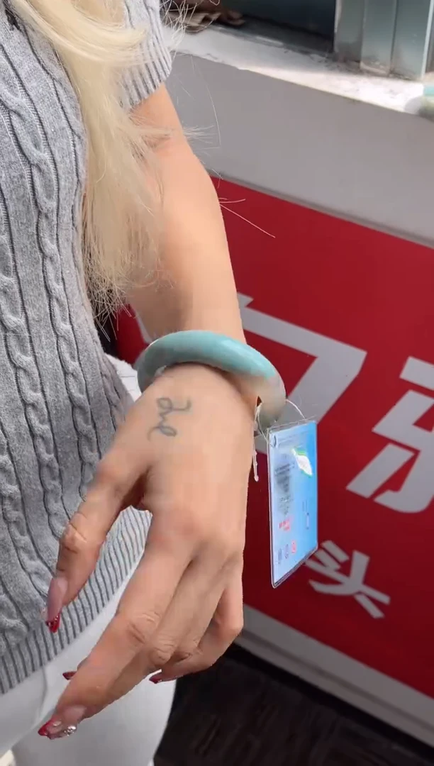 未镶嵌手镯石英质玉瑾圈口（赠品镯心）