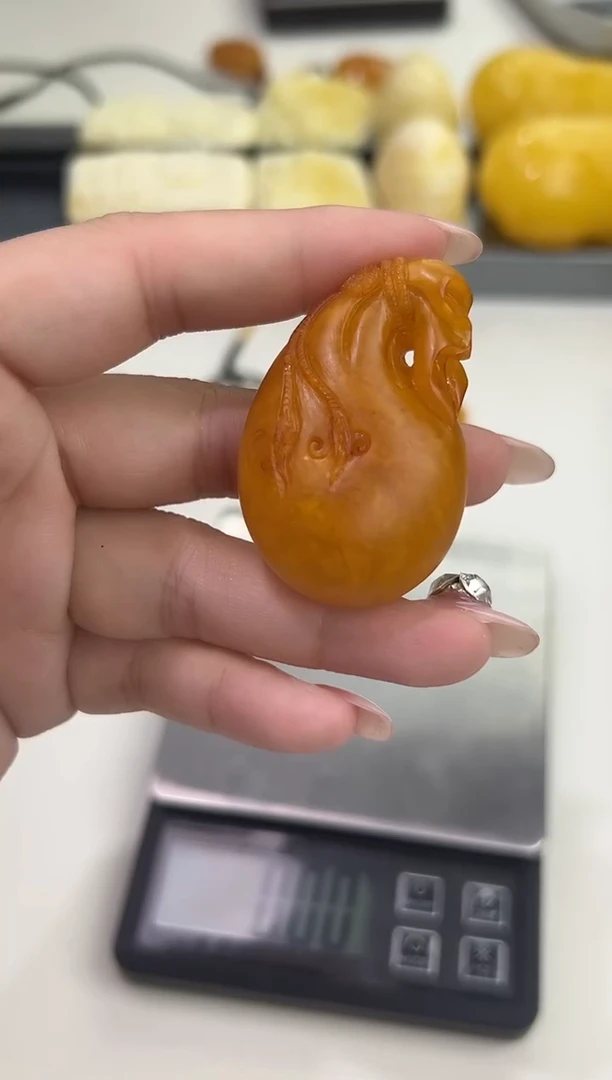 裸石琥珀未镶嵌天然琥珀蜜蜡吊坠