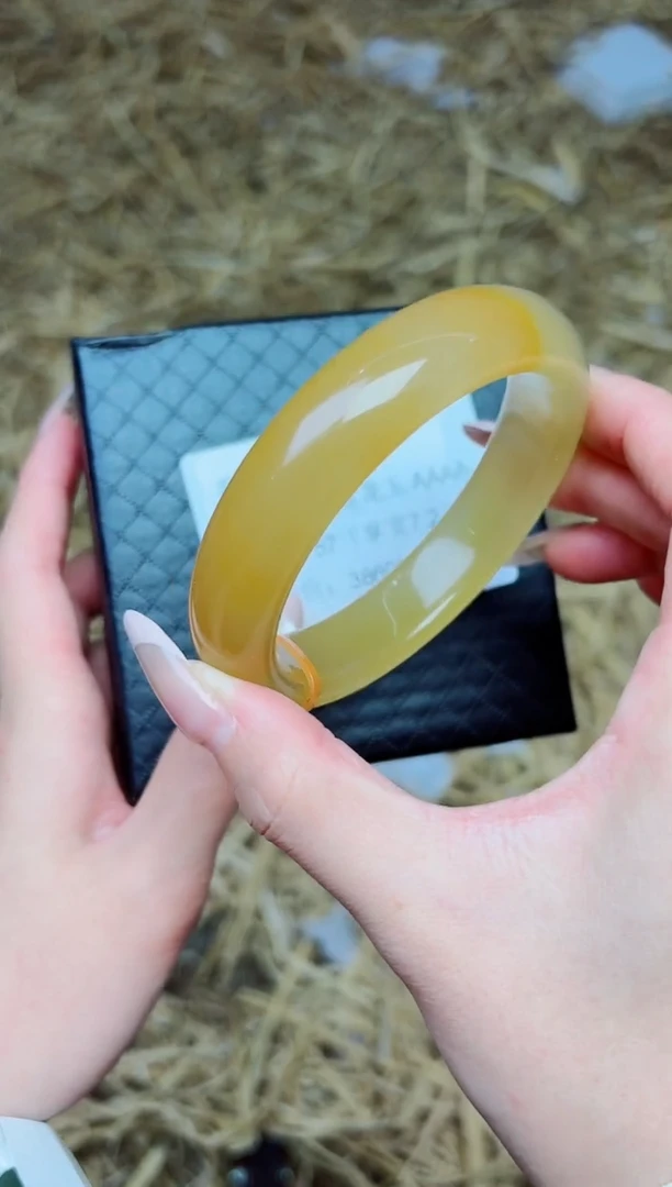 未镶嵌手镯石英质玉2380--圈口57