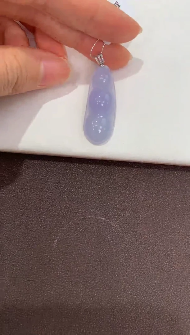 翡翠18K金镶嵌颈饰天然缅甸a货翡翠