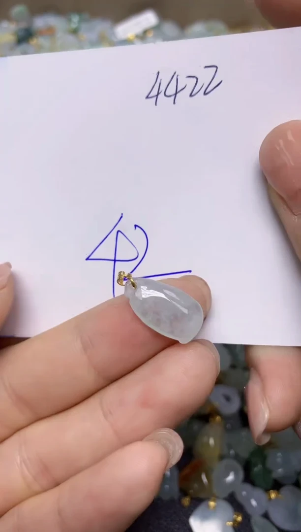 【闪购商品】翡翠挂件18K金镶嵌 天然翡翠A货