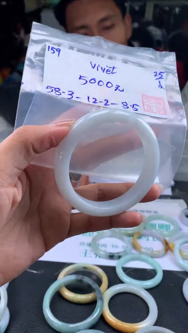 【闪购商品】翡翠手镯未镶嵌翡翠手镯 下单联系小耳机#159
