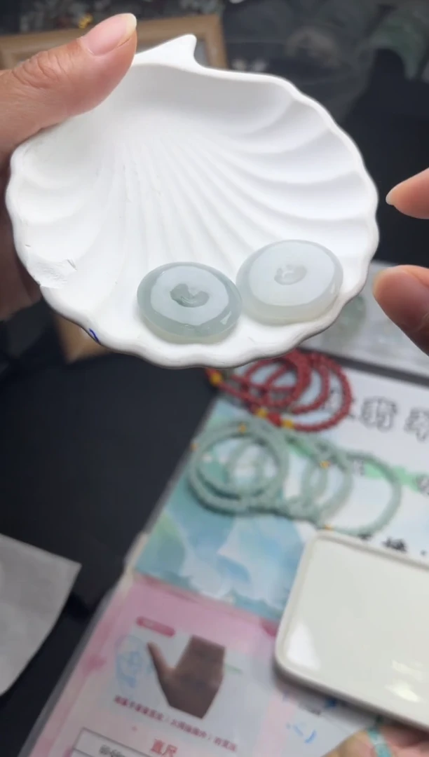 未镶嵌挂件翡翠多样性发一件R703128