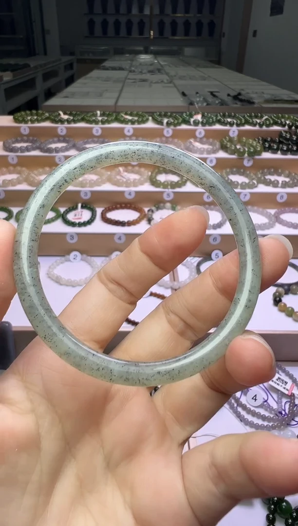 和田玉手镯未镶嵌我****)33号卡58mm