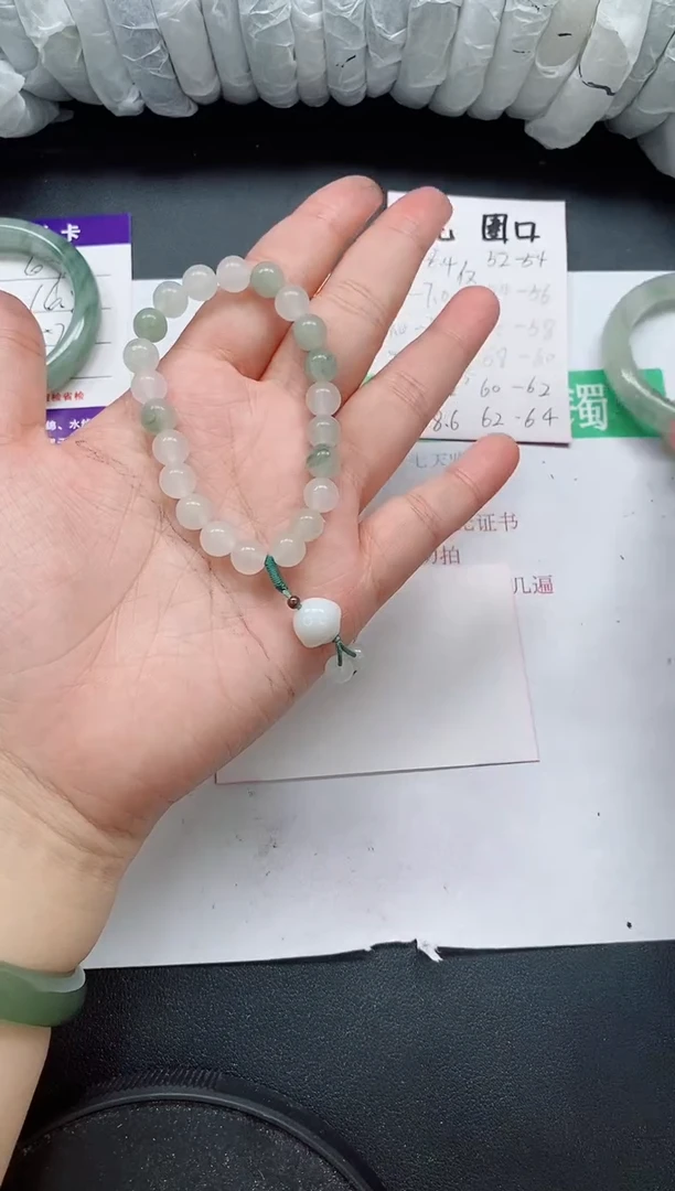 未镶嵌手镯石英质玉手串