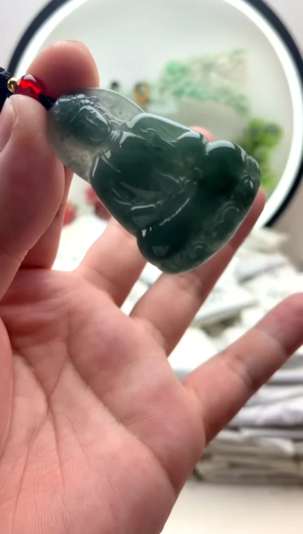 颈饰未镶嵌翡翠小素衣