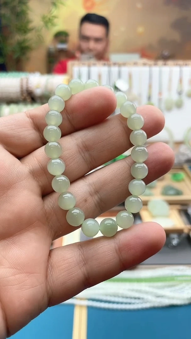 未镶嵌手链和田玉卡8晴水手串