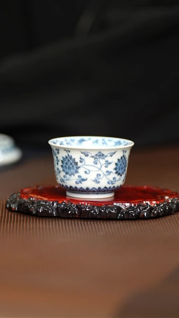 陶瓷景德镇陶瓷缠枝莲单杯