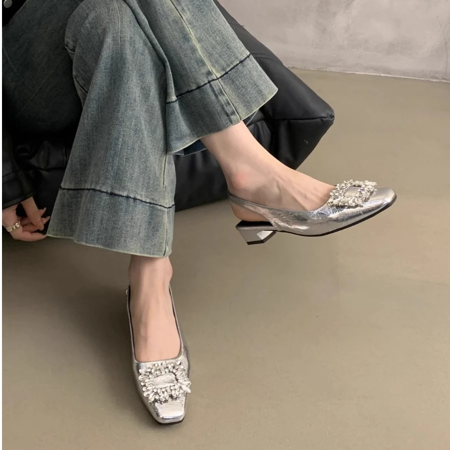 女士包头凉鞋女夏季外穿新款韩版水钻法式气质仙女风银色粗跟单鞋