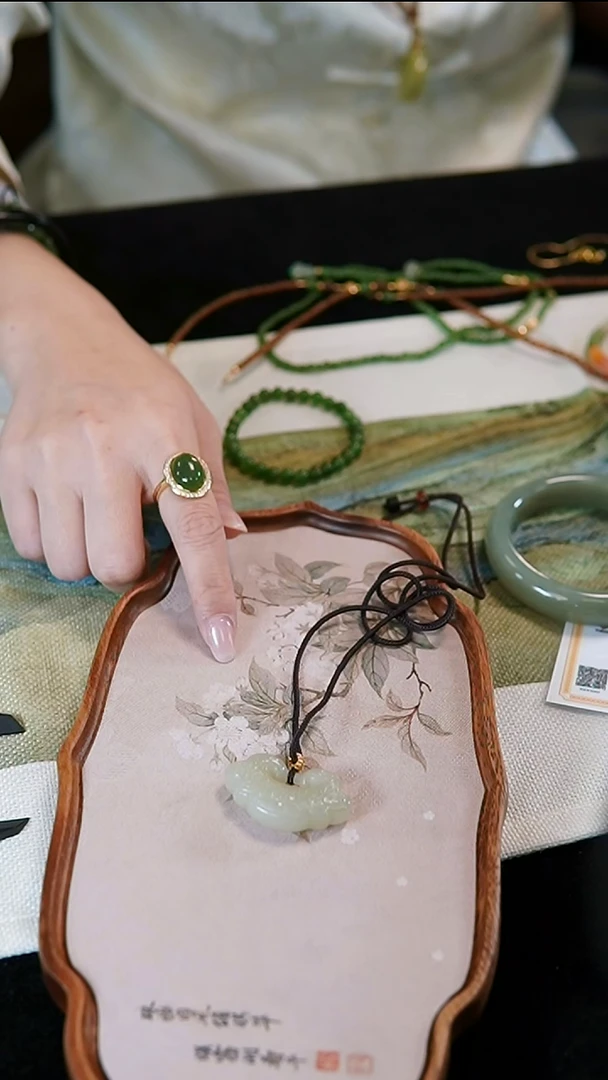 吊坠(不含链)未镶嵌和田玉YDY