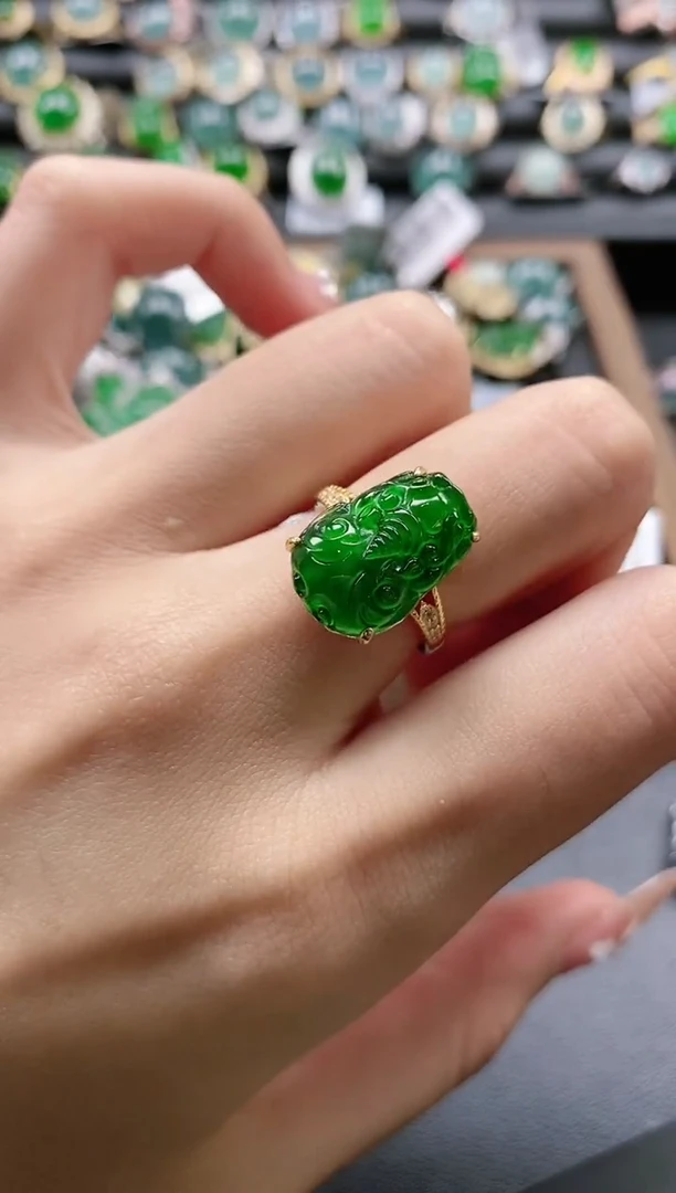 【闪购商品】翡翠戒指银S925镶嵌851511