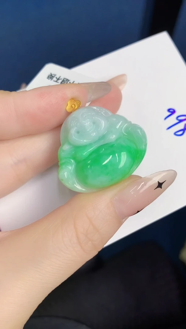 颈饰18K金镶嵌翡翠缅甸天然翡翠A货